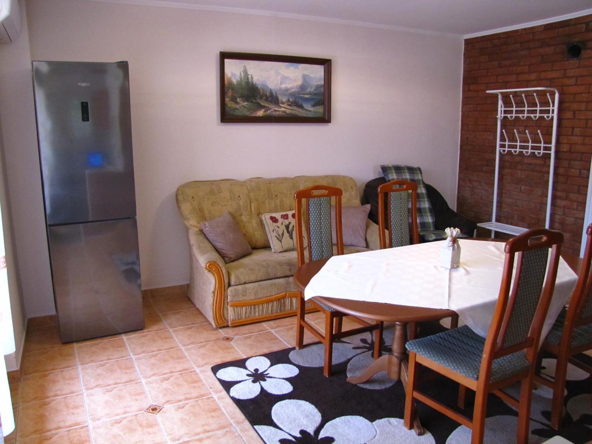 Villa Gyoengyhaz Nyaralo Gyomaendrőd Exterior foto